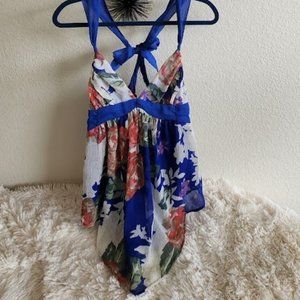 Abercrombie & Fitch Asymmetrical Hem Floral Self-tie Halter Top